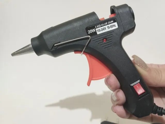 Pistola De Cola Quente Com Botão + Bastão  - Foto 4