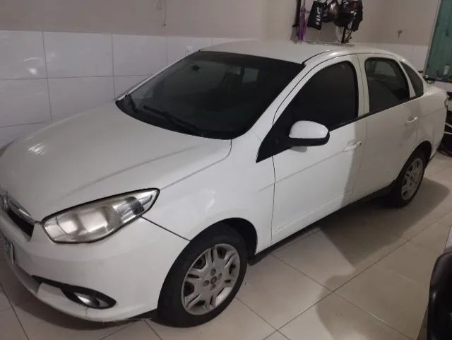 Fiat Grand Siena Grand Siena ATTRAC. 1.4 EVO F.Flex 8V 2013
