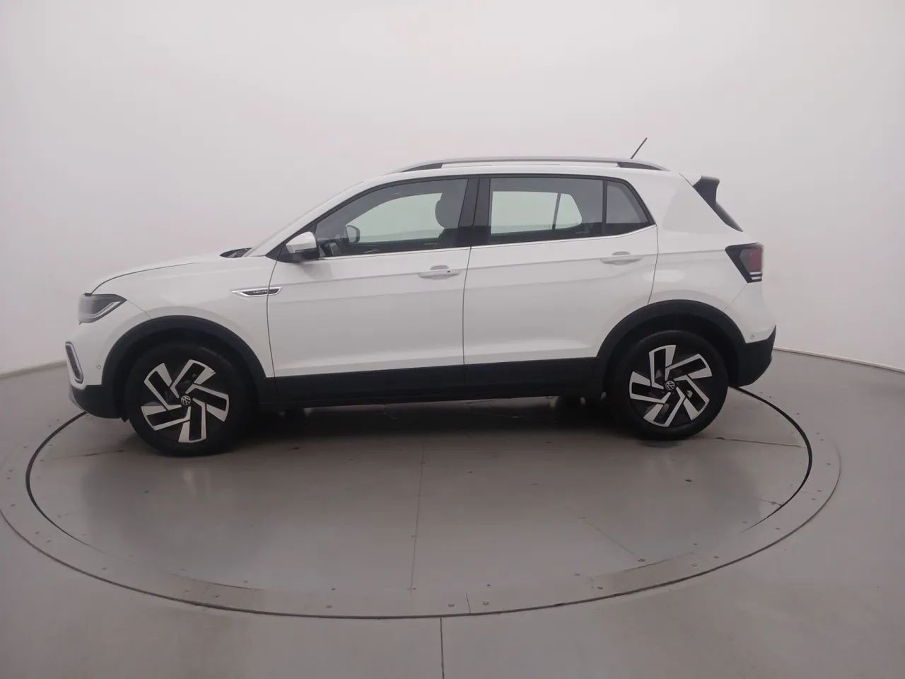 Volkswagen T-Cross Highline 1.4 TSI Flex 16V 5P AUT, foto 2 de 18