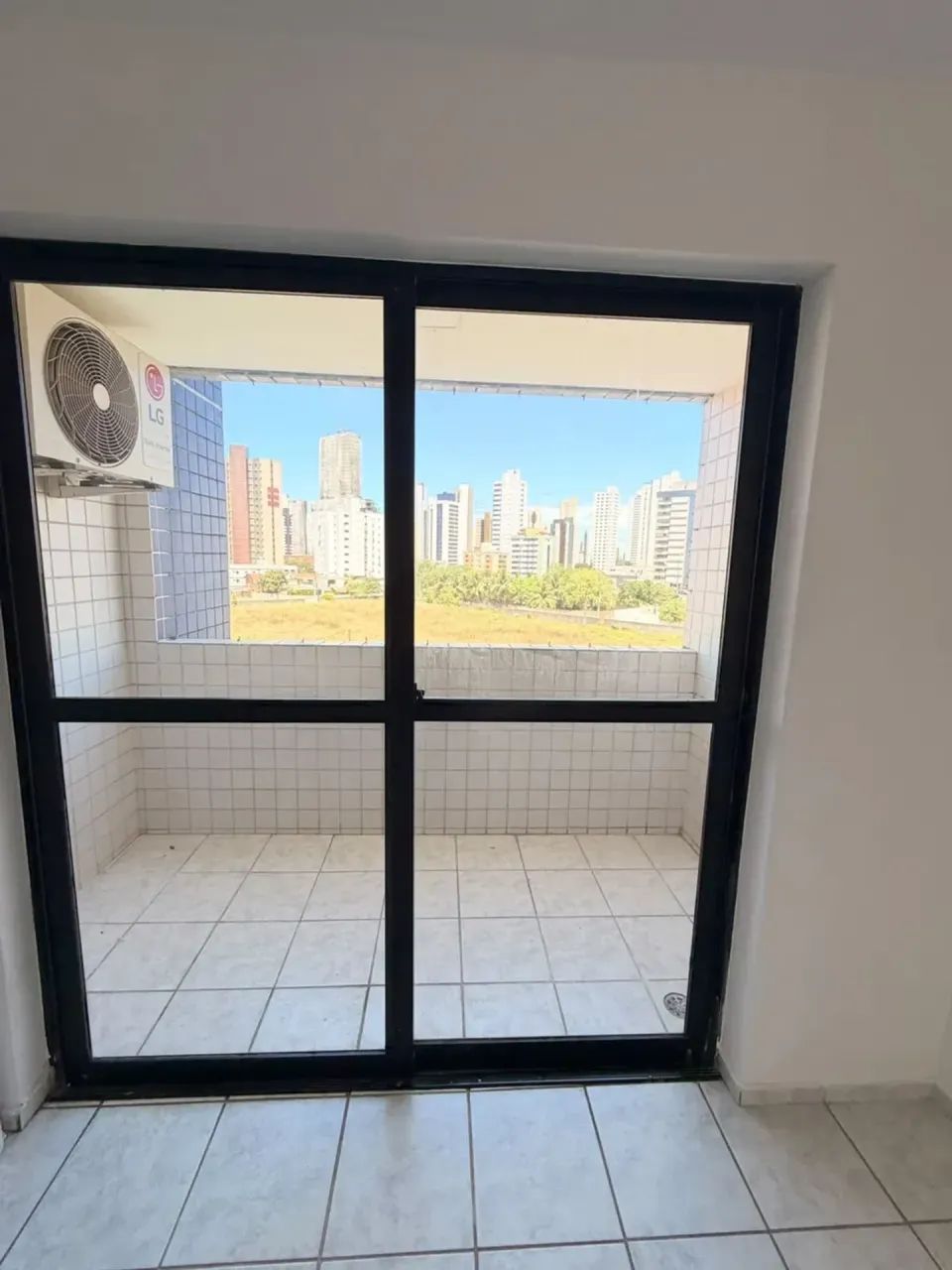 APARTAMENTO 2 QUARTOS PERTO DO SHOPPING E DA PRAIA COM PREÇO ESPETACULAR! - Foto 5
