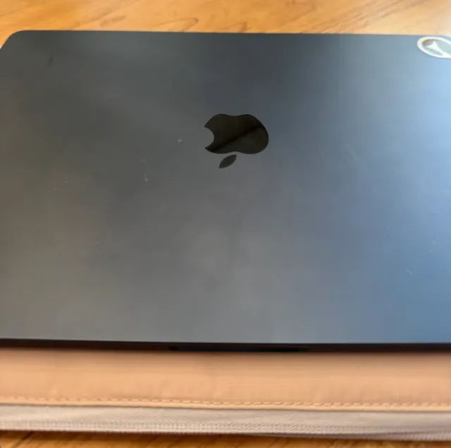 MacBook Air M2 15