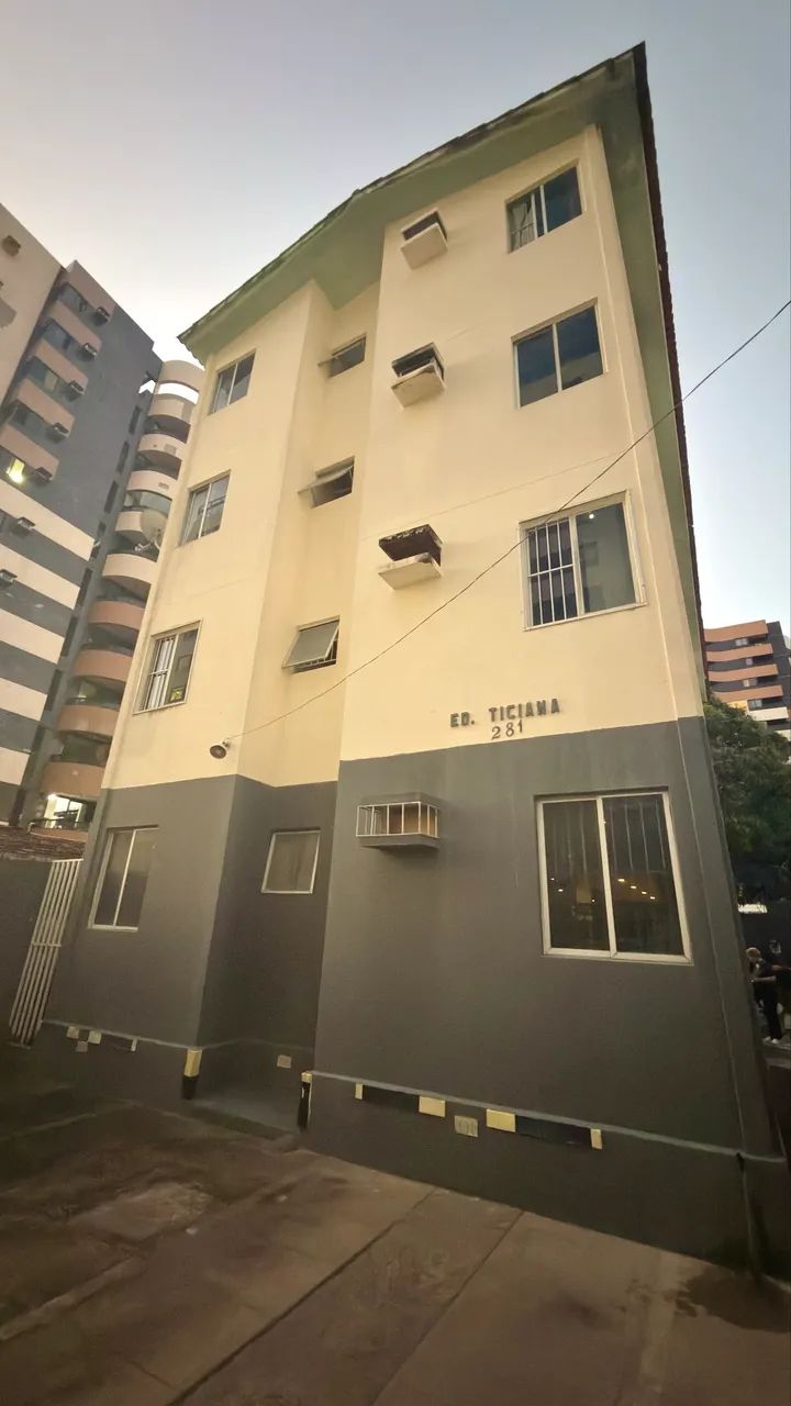 Apartamento para alugar na ponta verde 