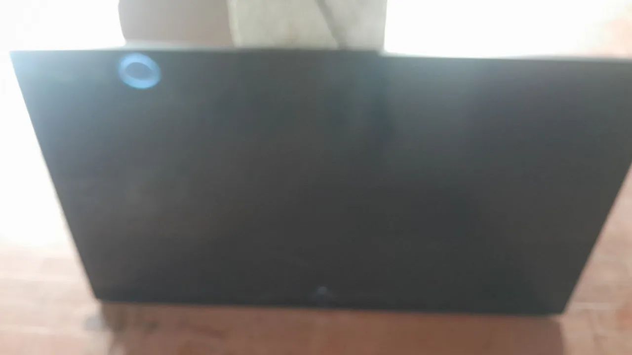 Vendo 02 tv com tela trincada 55 e 65 polegadas 