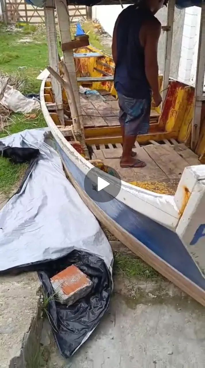 BARCO DE MADEIRA COM MOTOR 13.0 - Foto 4