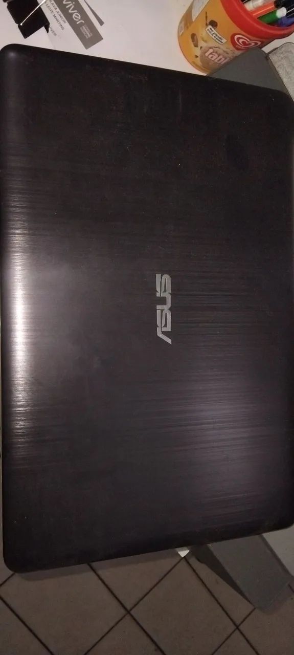 Notebook Asus com defeito para aproveitamento de peças