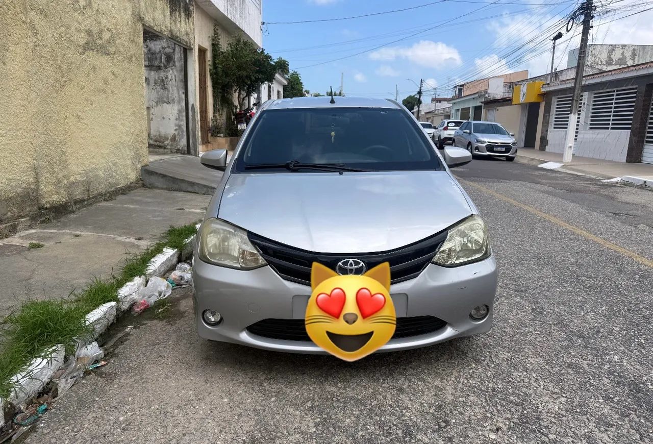 Toyota Etios XS 1.5 16V FLEX 2014