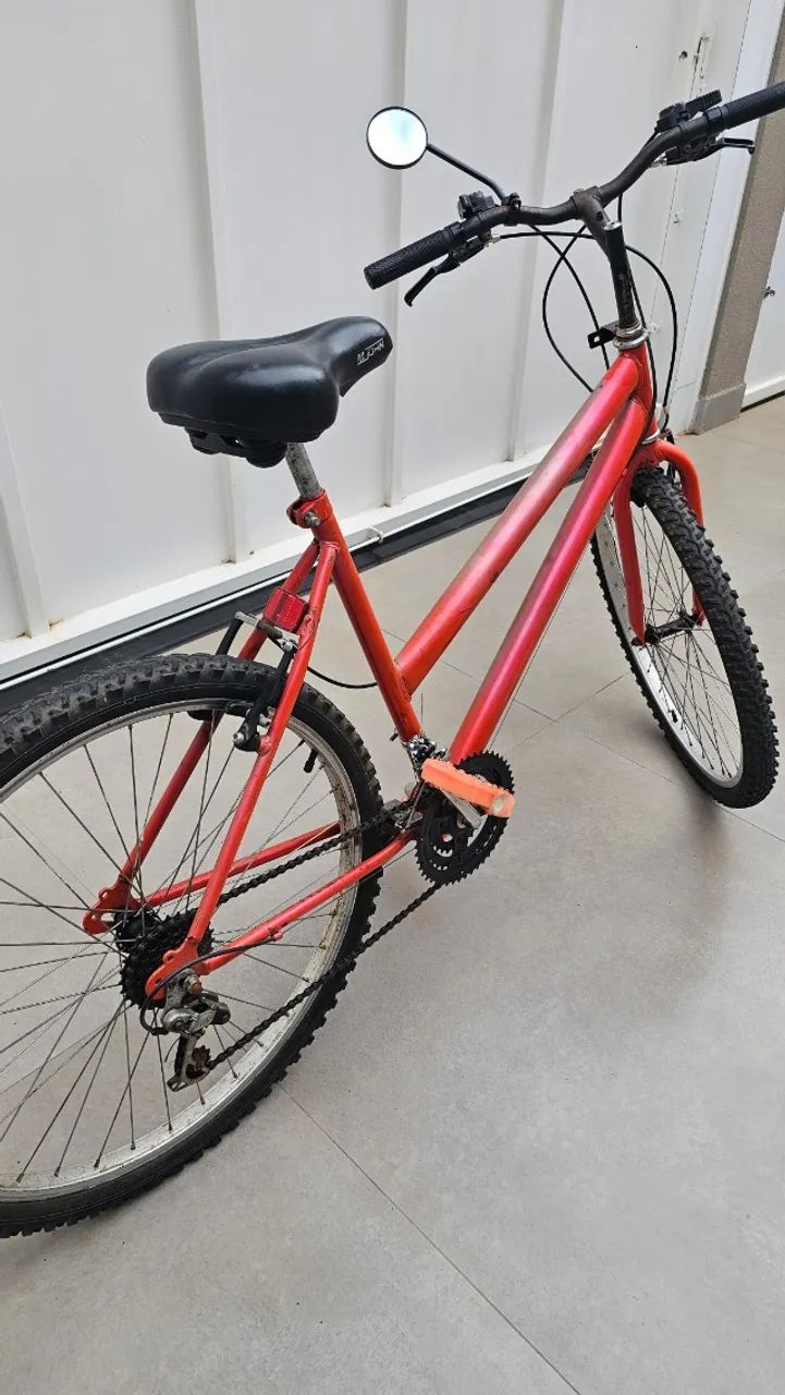 Bicicleta - Aro 26 - 18 Marchas - Foto 5