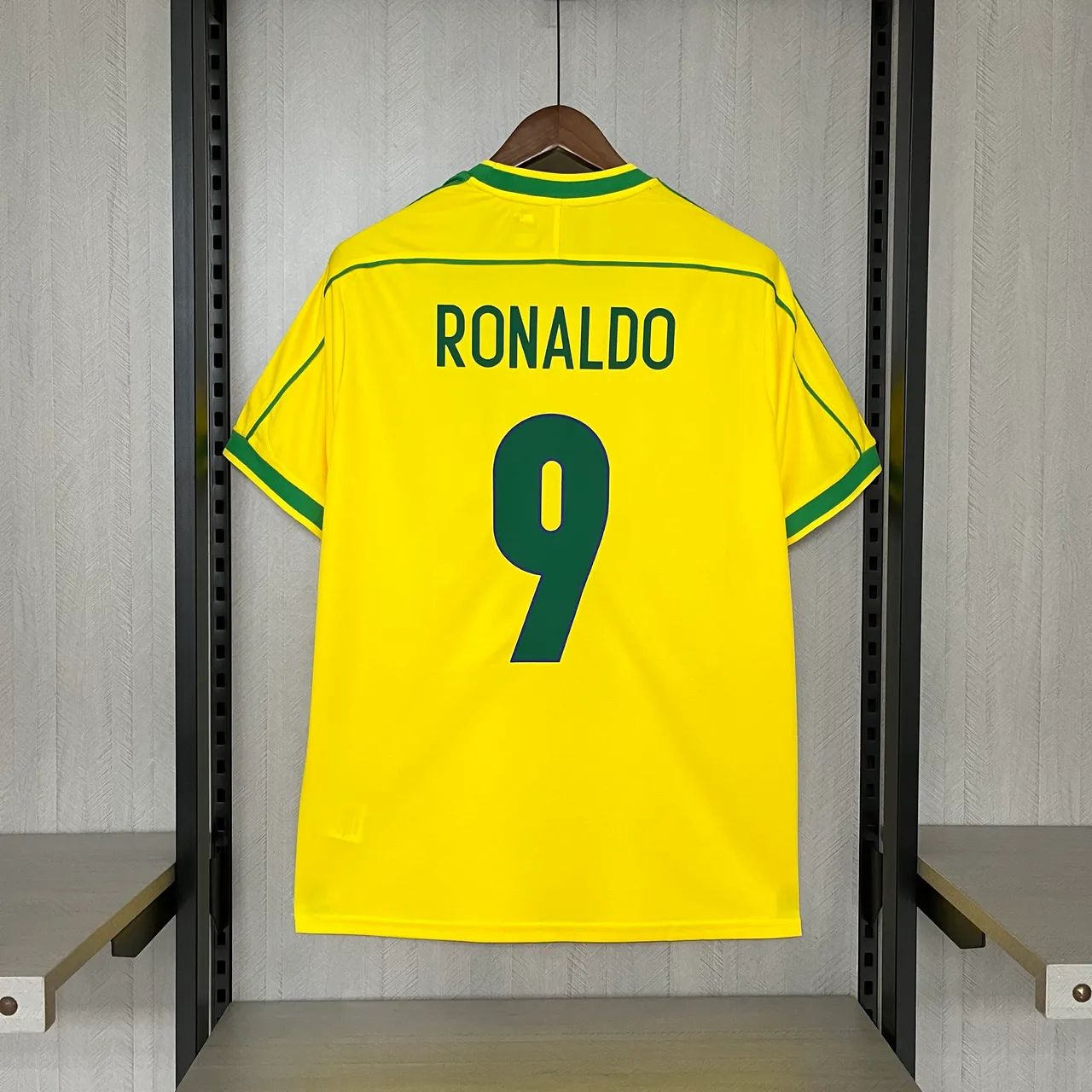 CAMISA BRASIL 1998 PRONTA ENTREGA ( RONALDO 9) - Foto 2