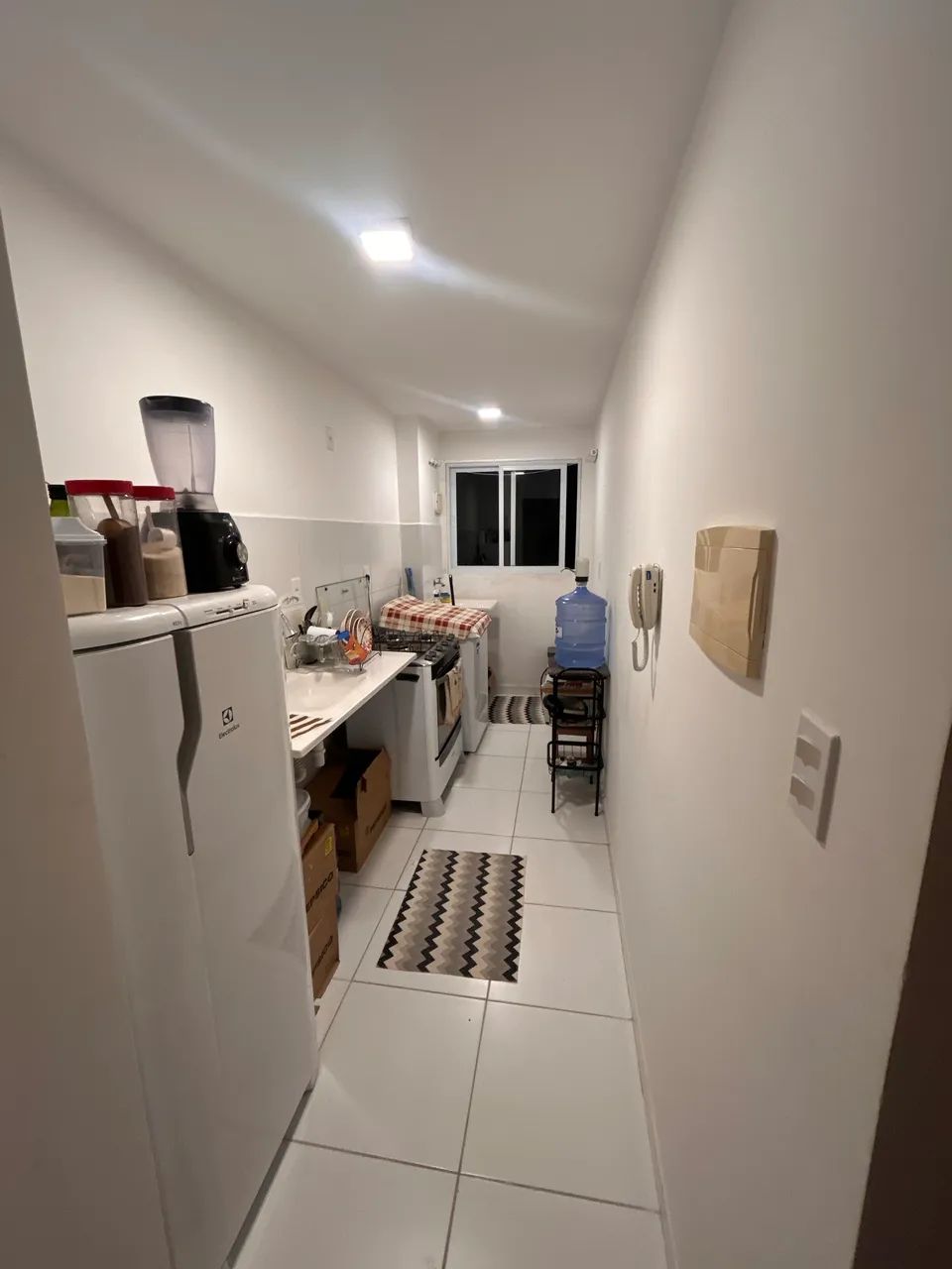Aluga-se Apartamento 2 Quartos Mobiliado com Vaga - Foto 4