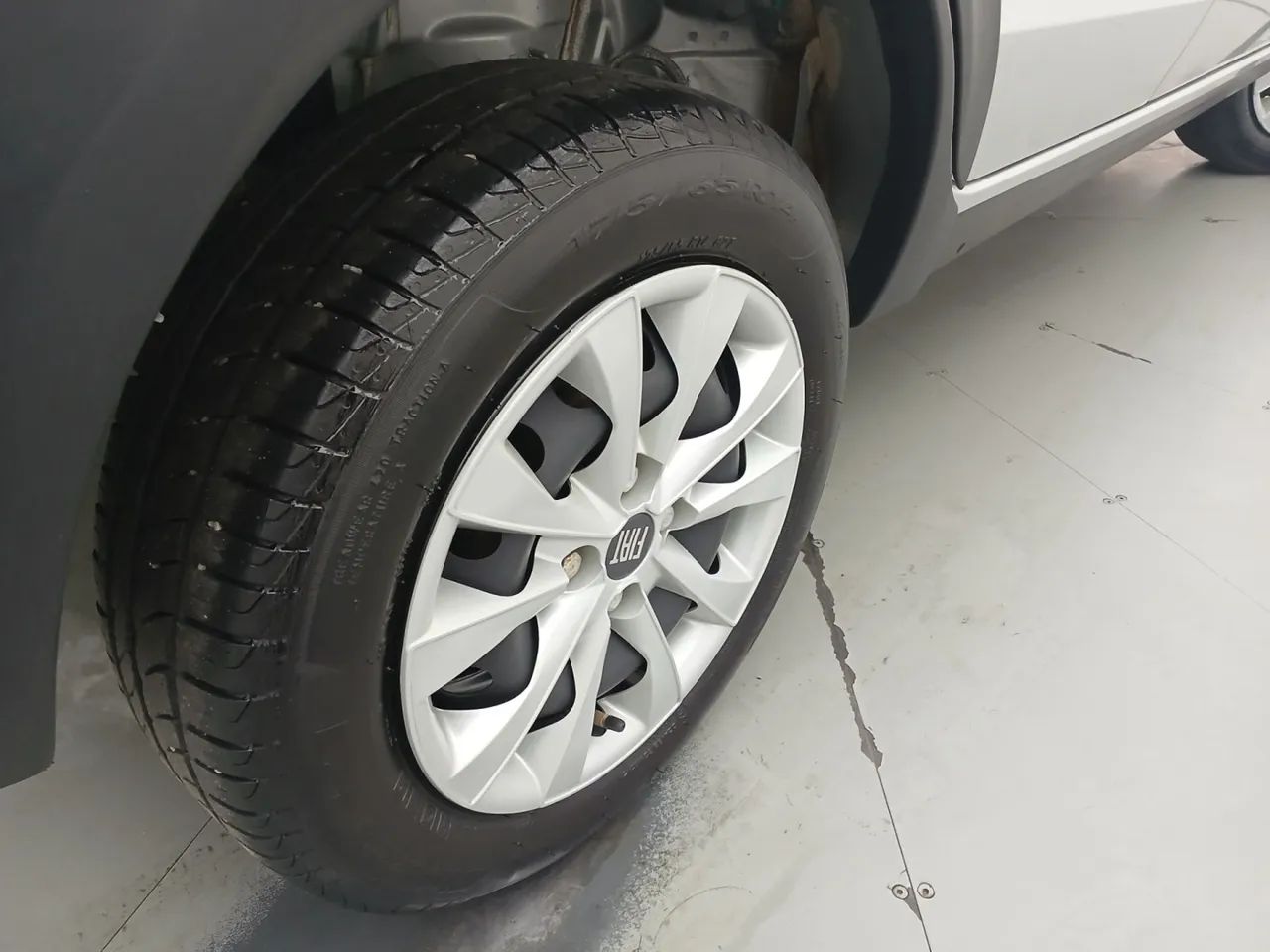 Fiat Mobi LIKE 1.0 Fire Flex 5p., foto 14 de 18