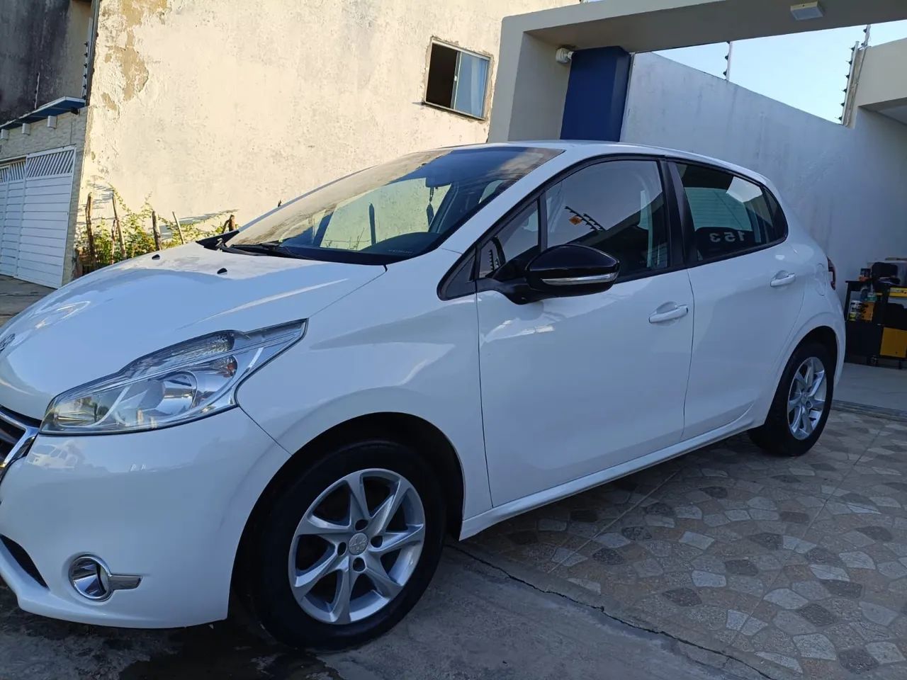Peugeot 208 Active/active Pack 1.5 Flex 8V 5P 2015 - Foto 3