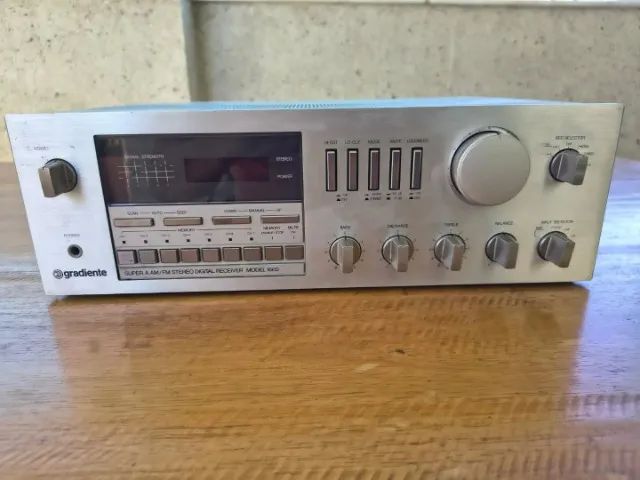  receiver GRADIENTE MODEL 1660 