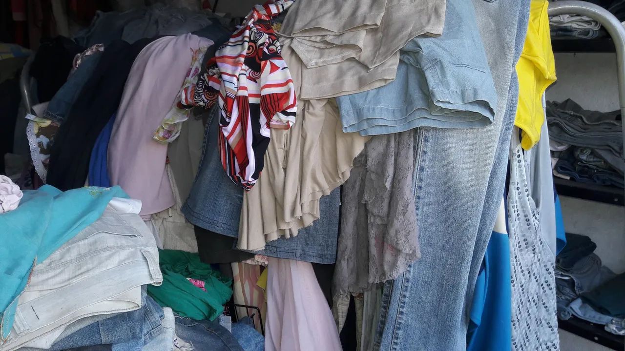 Roupas pra bazar