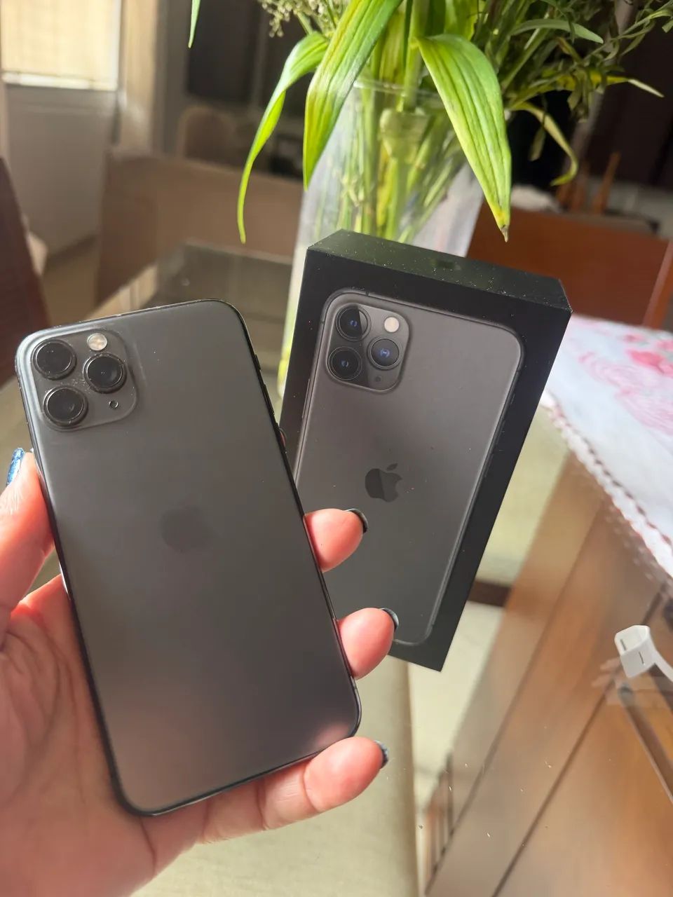 iPhone 11 Pro 美品 iPhone 11 Pro Max - Celulares e Smartphones - Jardim Brasil