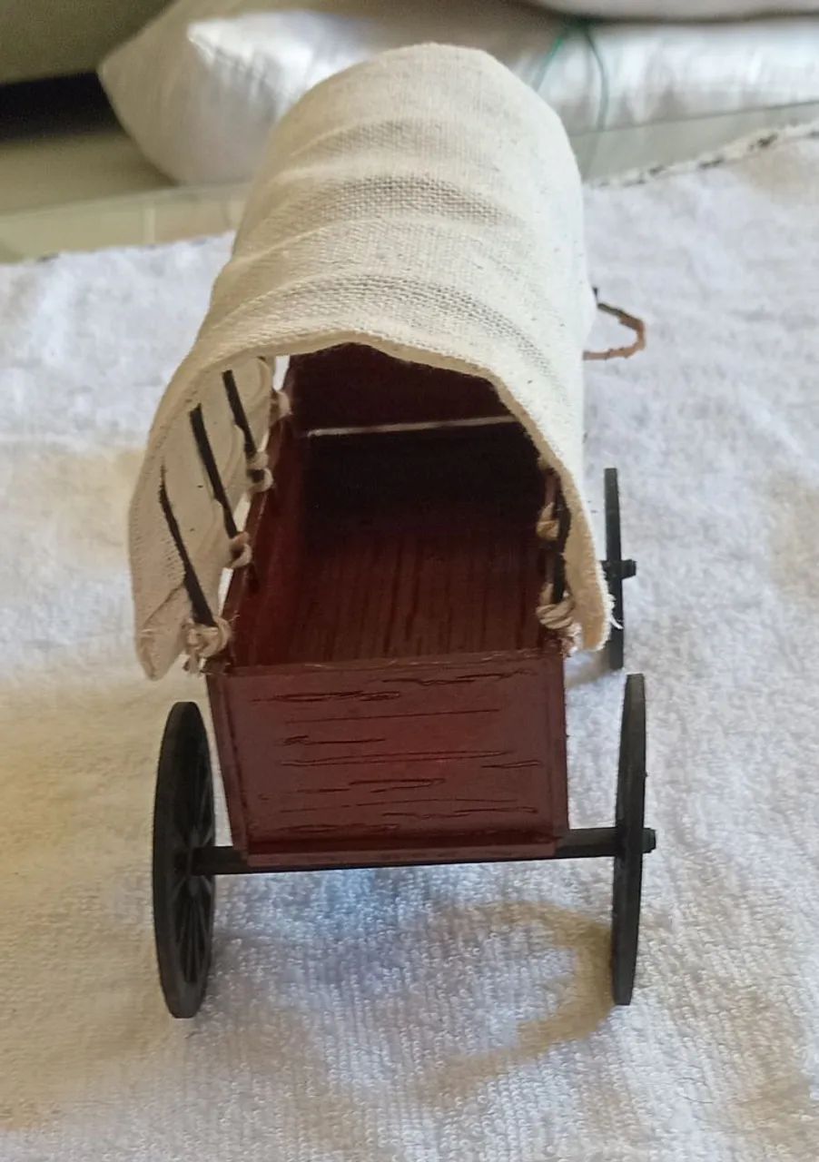 Réplica de uma Carroça do Velho Oeste Artesanal Forte Apache  - Foto 5