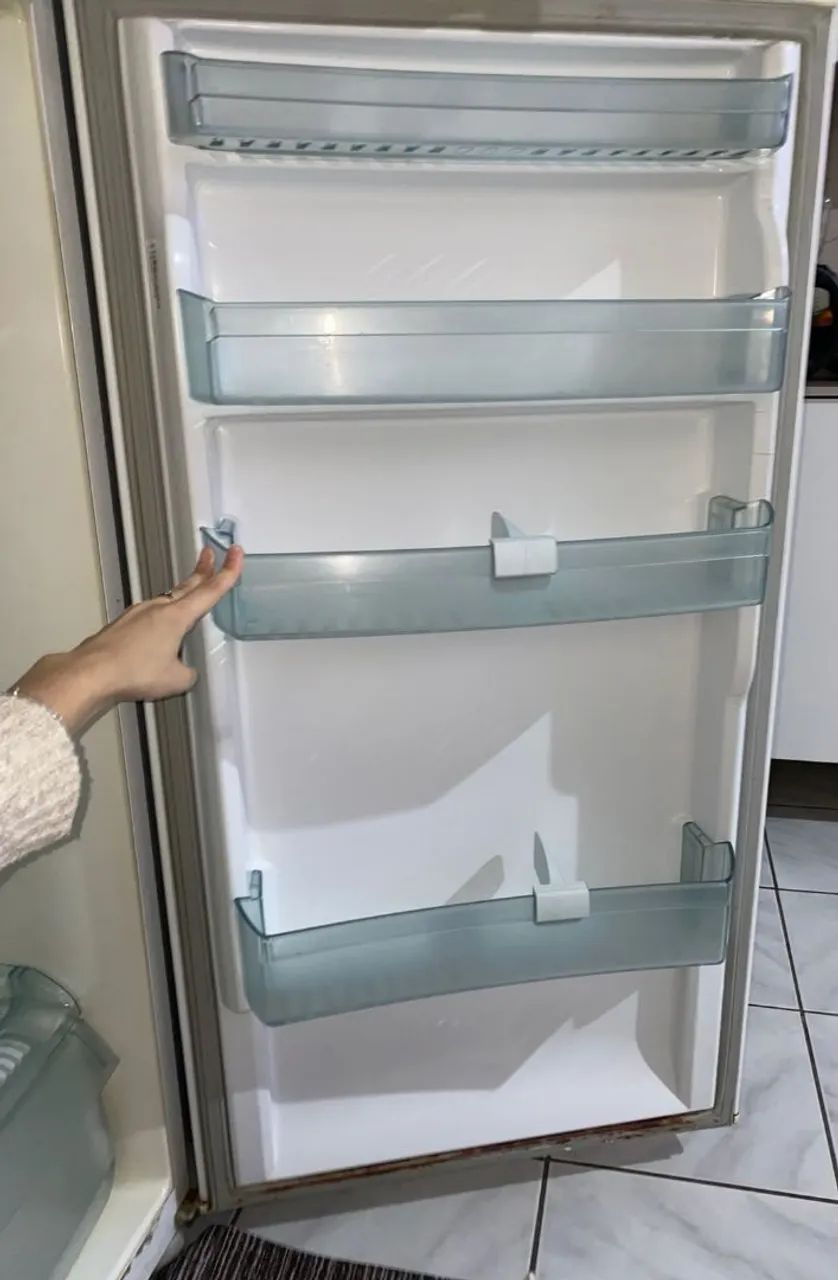 Geladeira Electrolux 332 litros - Foto 3