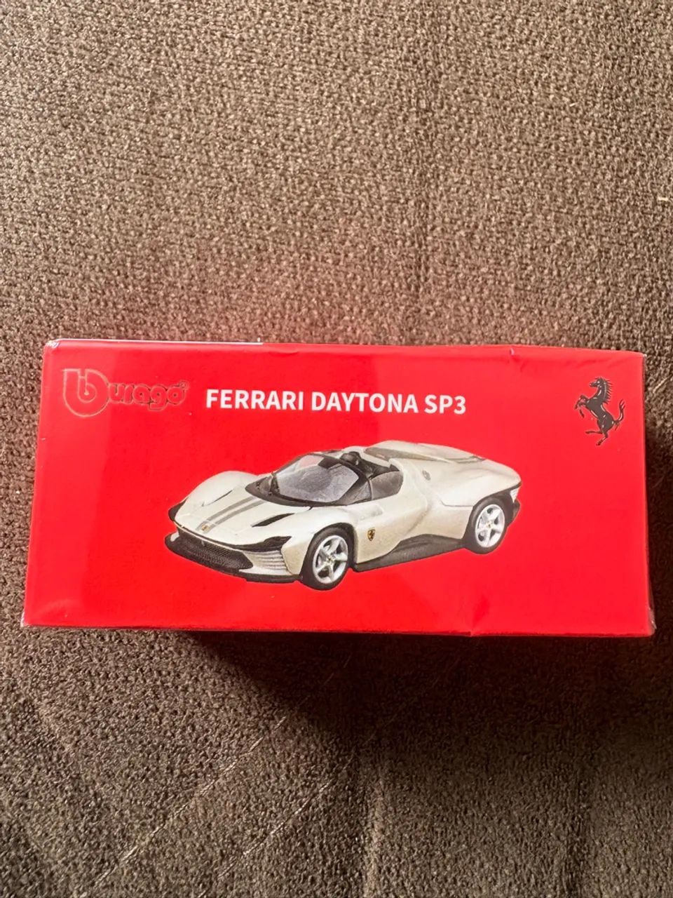 3 Ferraris Burago 1:64 - Foto 4