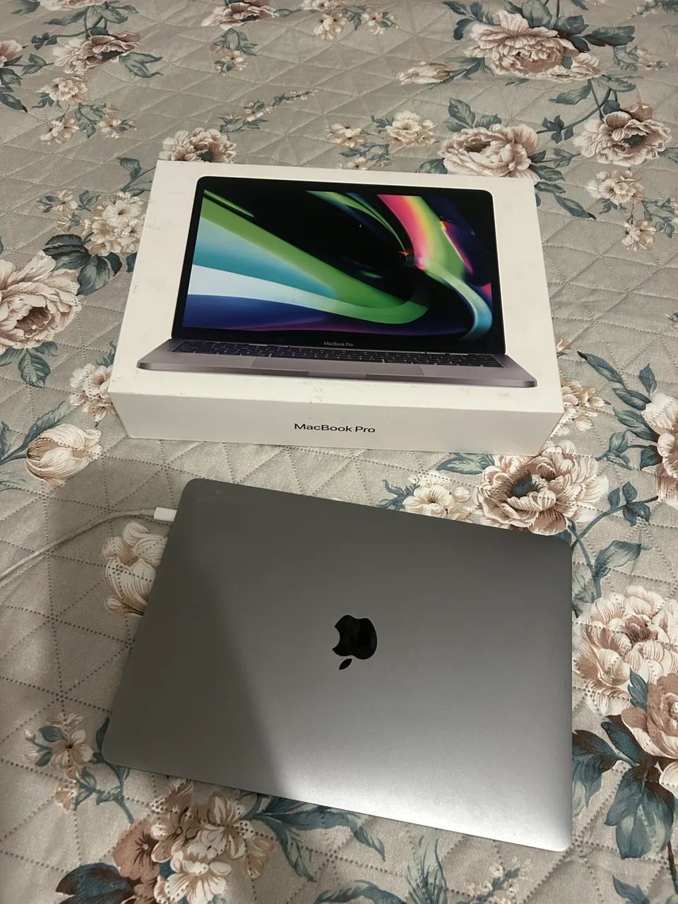 2558)MacBook Pro 2020 M1 1TB 16G バッテリ133 2558)MacBook Pro 2020