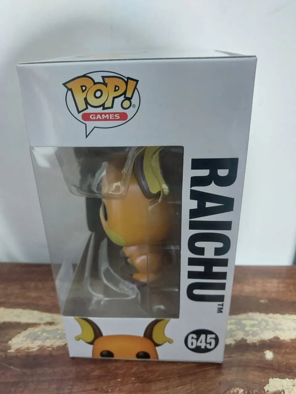 Funko Pop Pokemon Raichu 645 Pearlescent - Foto 2