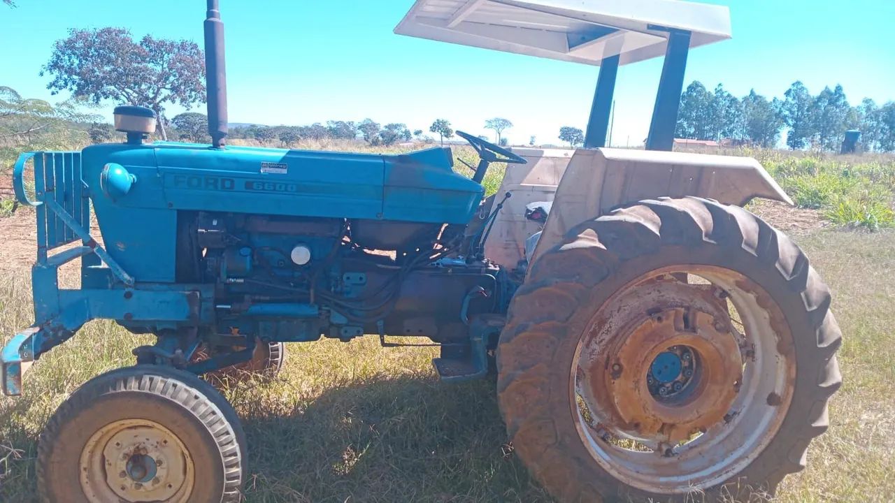 Trator Ford 6600