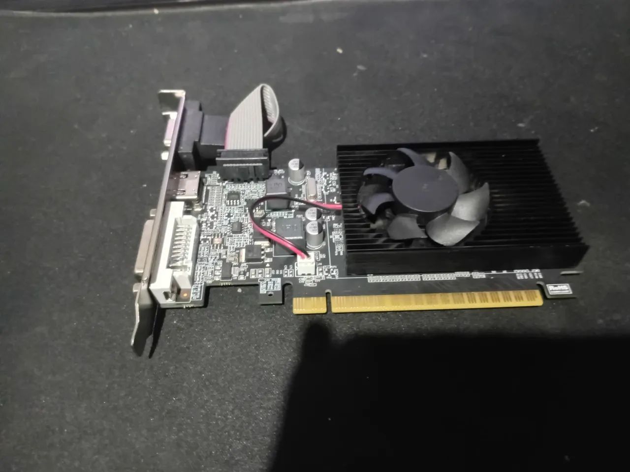 Placa de vídeo Gt610 - 2gb