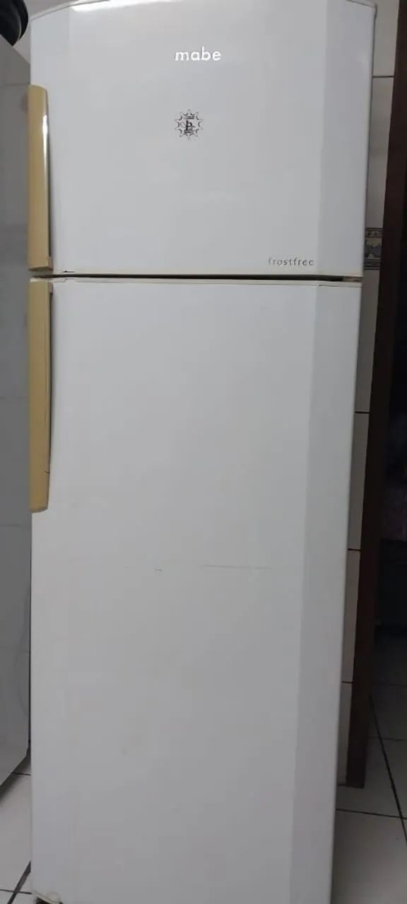 Geladeira Mabe 324L