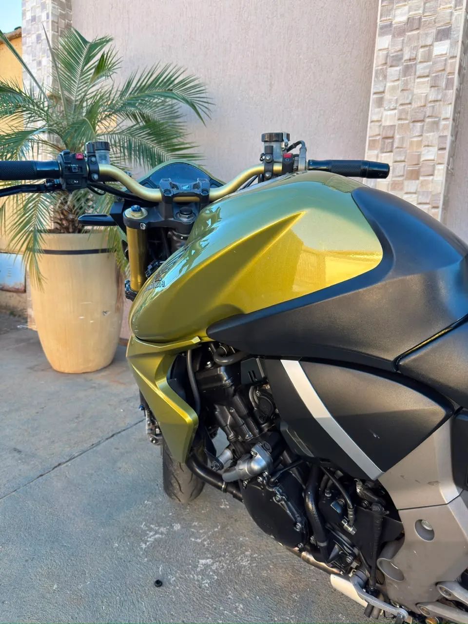 CB 1000R  - Foto 2