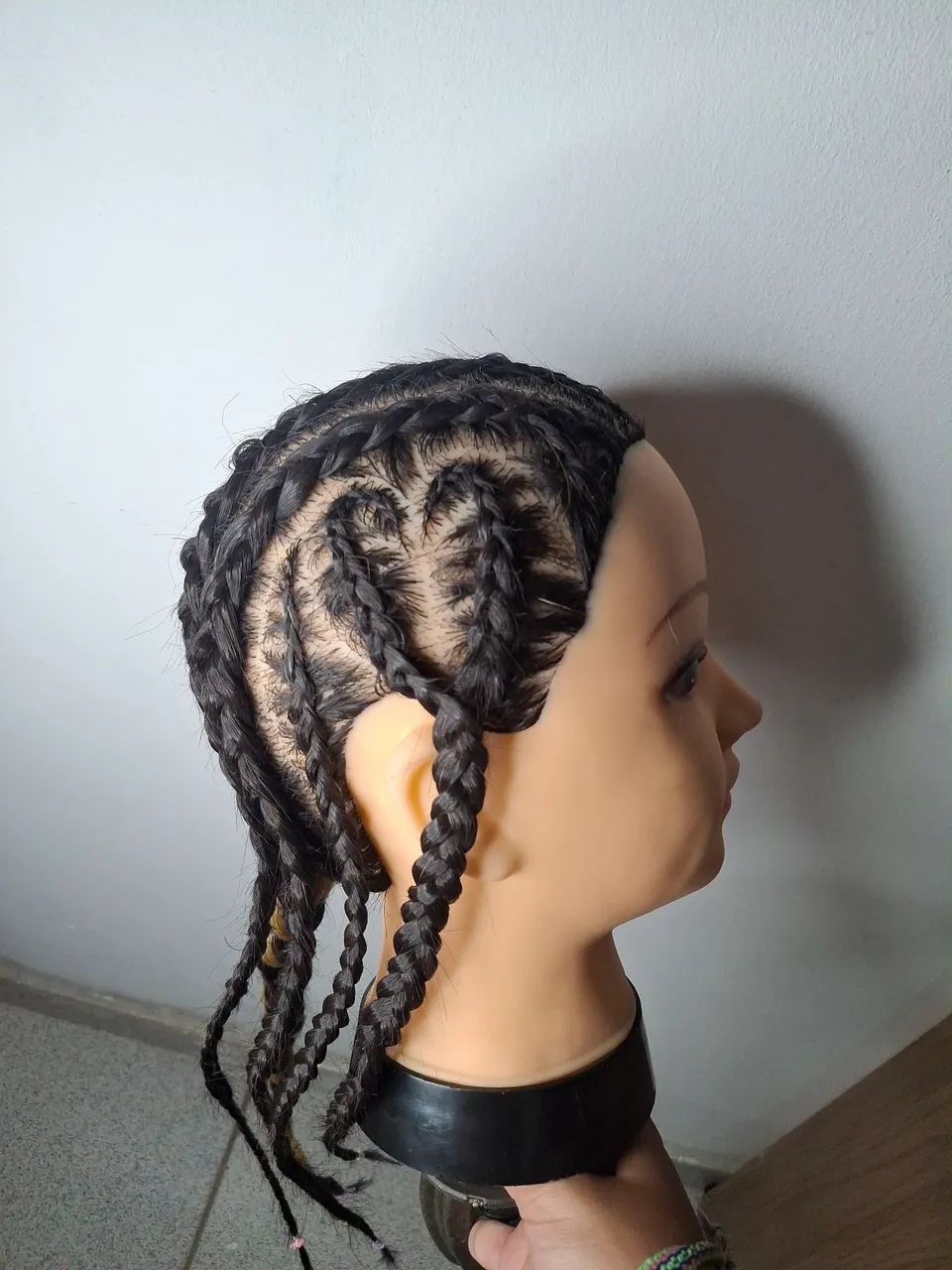 Combo - Carrinho Auxiliar, Cabeça de Boneca e Separador de Mechas de parede - Foto 4
