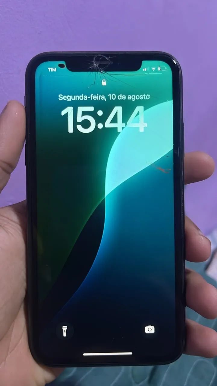 iPhone XR 64GB Preto
