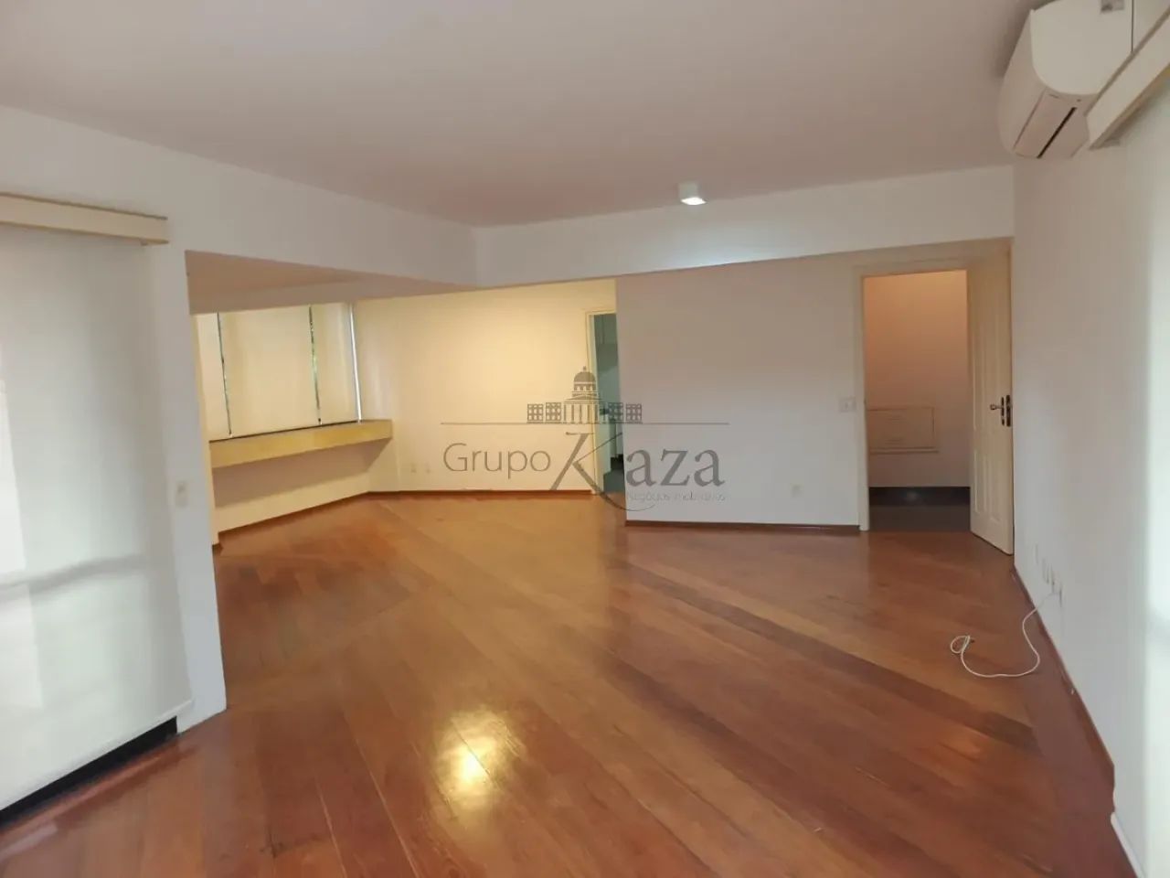 Apartamento - Moema - 3 Dormitórios - 200m². - Foto 3