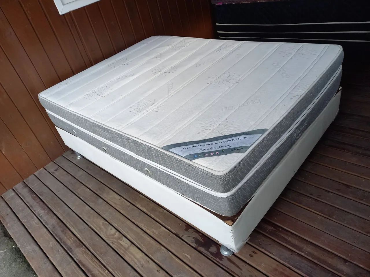 Vendo cama Box de casal 