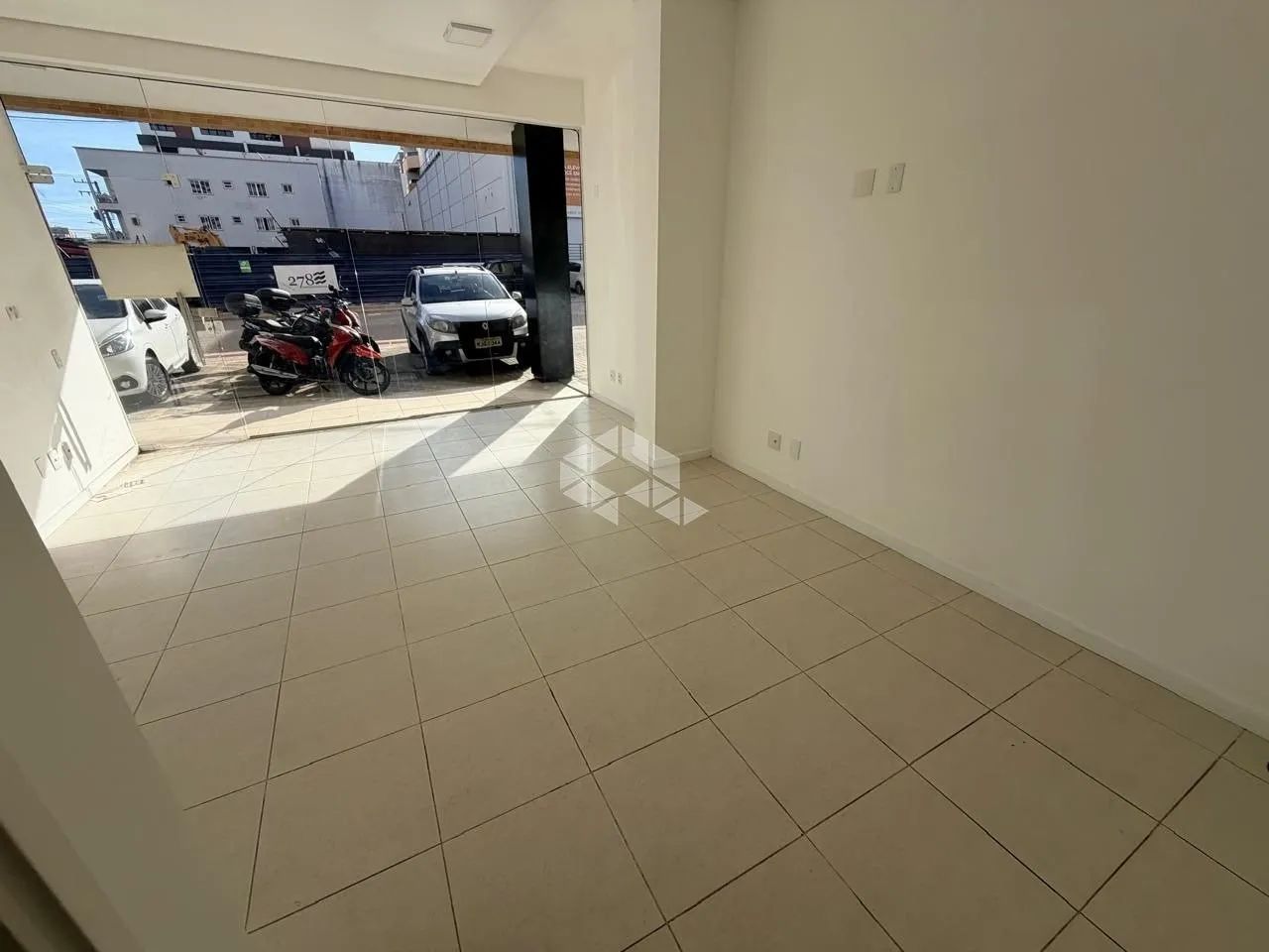 LOJA COMERCIAL TERREA - PAGANI | PALHOÇA