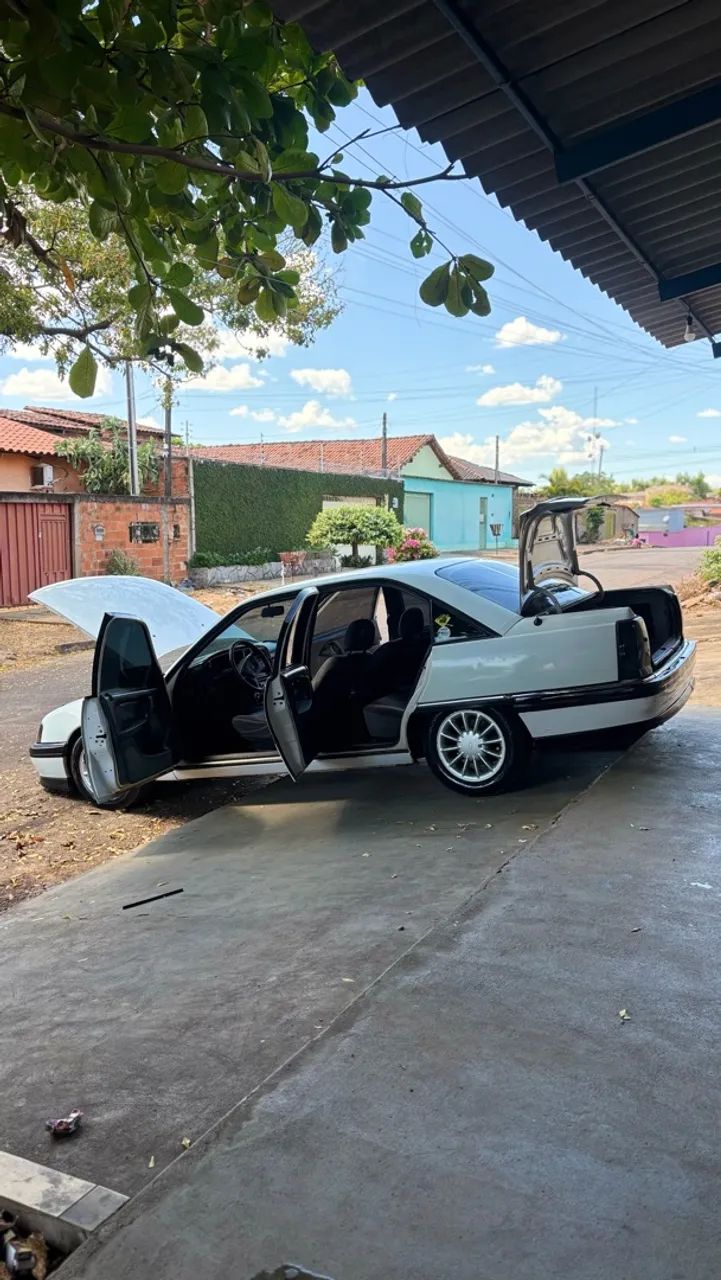 Chevrolet Omega GL 2.0/ 2.2 1995 - Foto 3