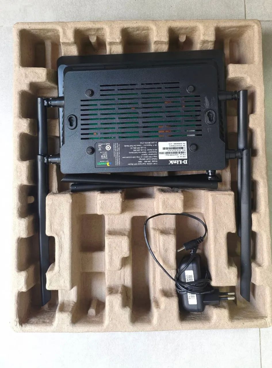 Roteador Wi-Fi D-Link DIR-846 AC1200 - Foto 3
