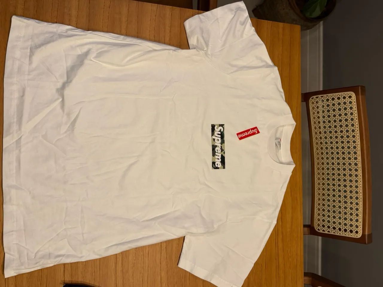 camiseta supreme x bape