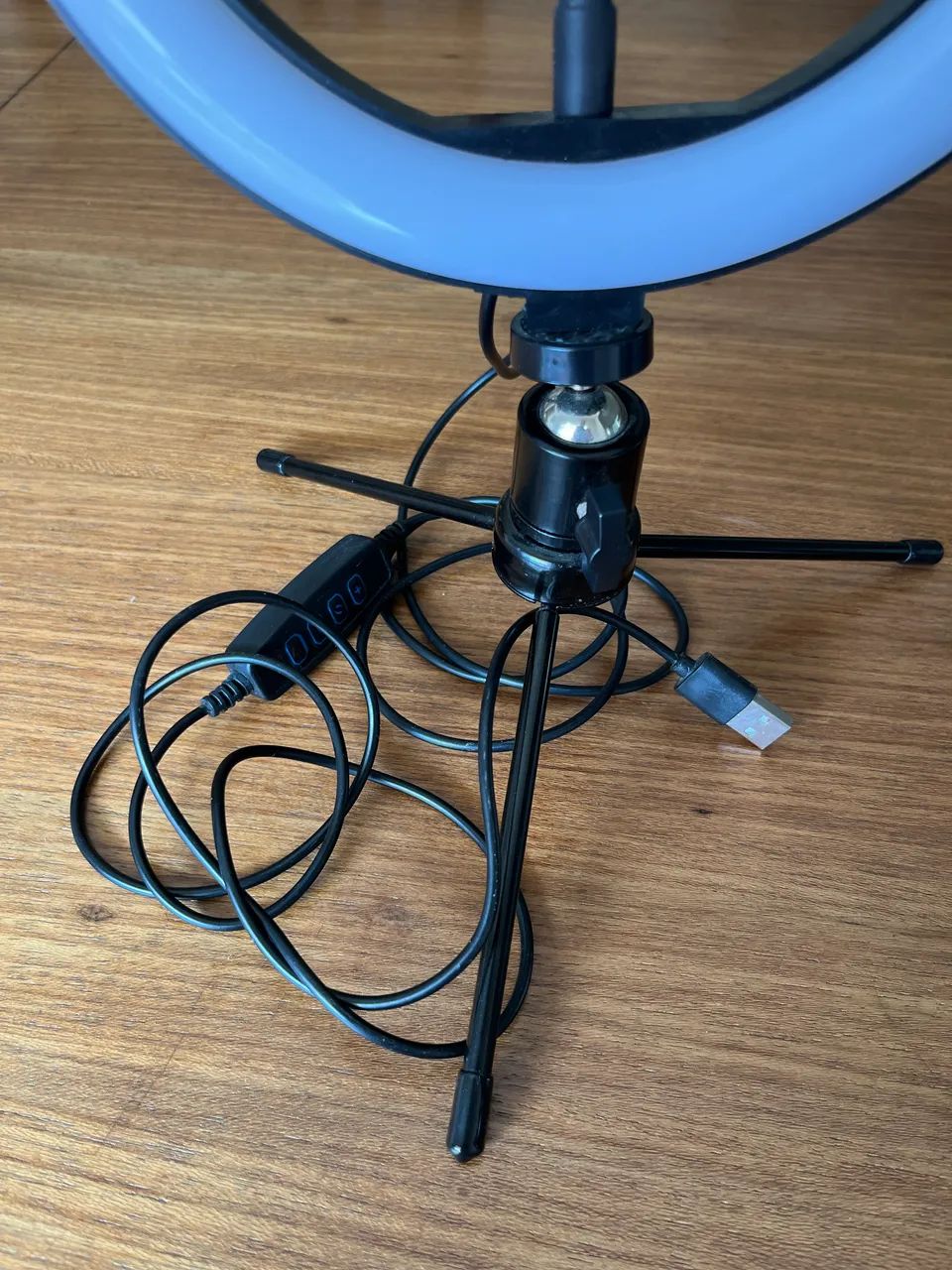Ring Light 20cm com Tripé de Mesa e Suporte para Celular | 3 Modos de Cor e 10 de Brilho - Foto 3
