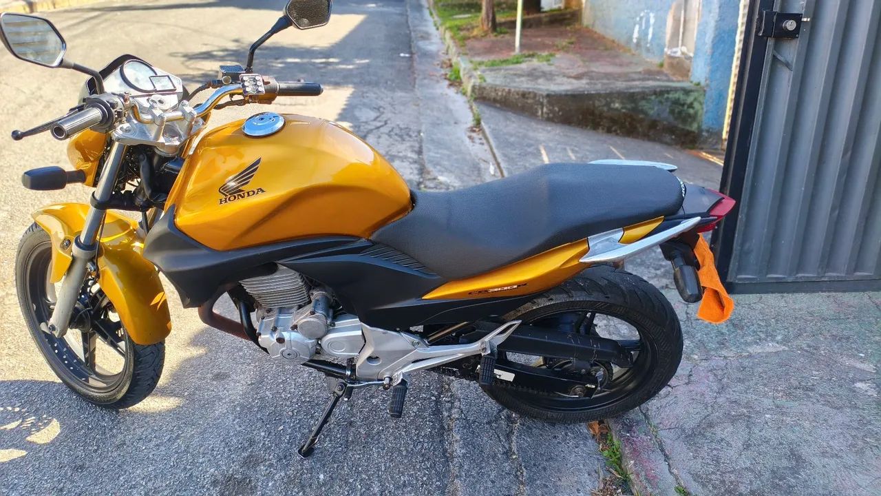 CB 300 boa e barata  - Foto 2