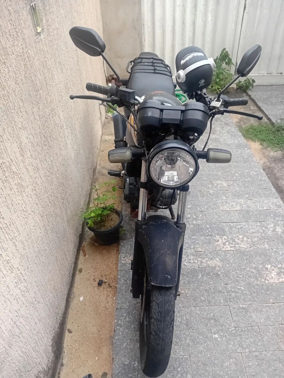 CBX 200 - Foto 2