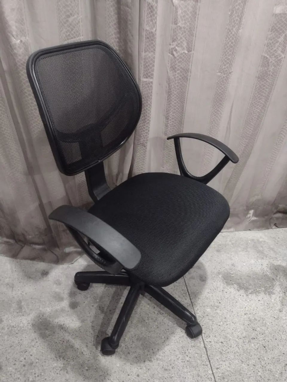 Cadeira de escritório  - Foto 2