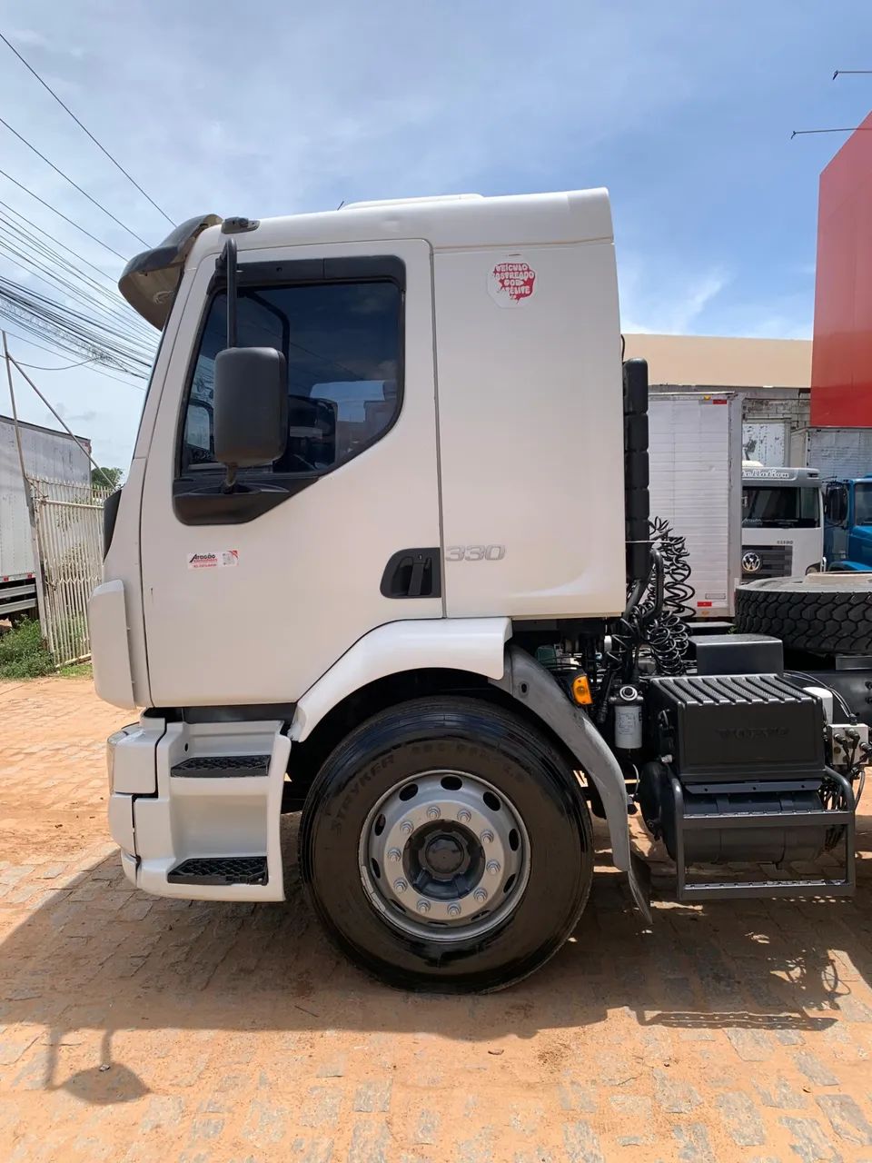 VOLVO VM 330 4x2 2p (diesel) (E5) - Foto 4