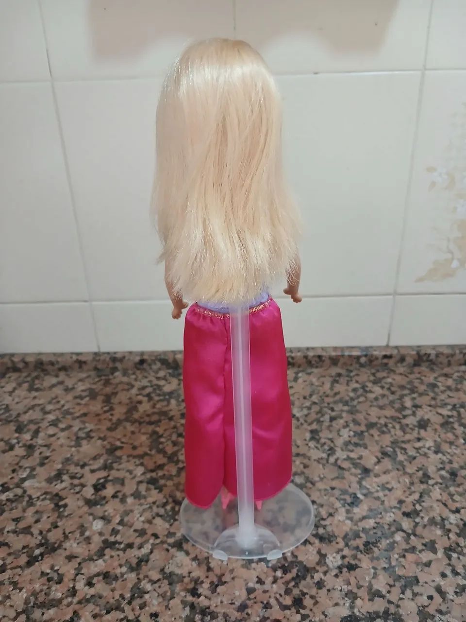 Barbie princesa simples - Foto 3
