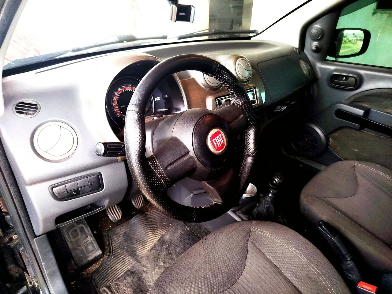 Fiat Uno WAY Celeb. 1.4 EVO Fire Flex 8V 5P 2012 - Foto 4