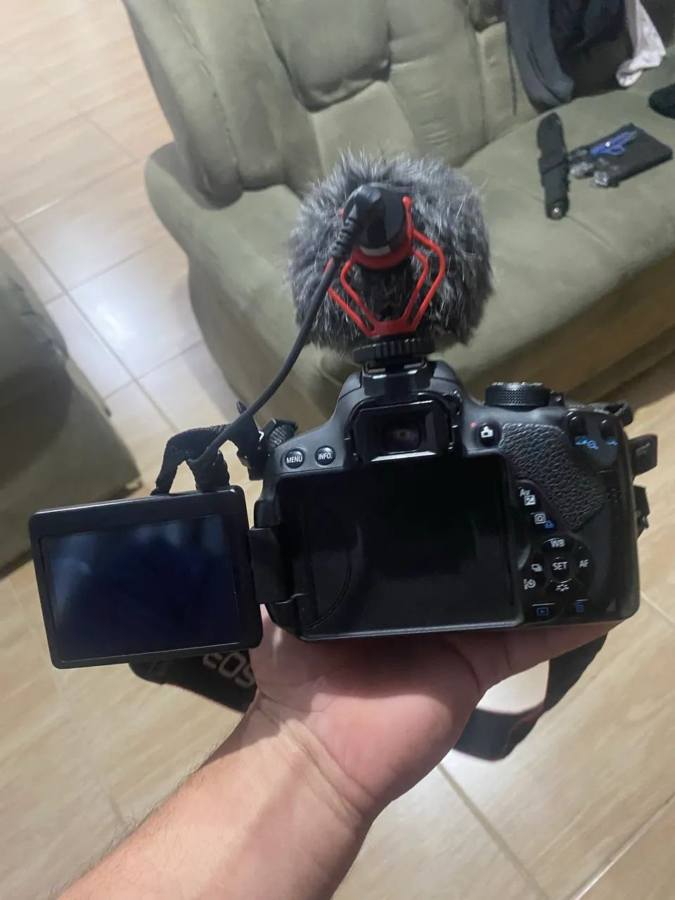 Camera Canon T5i Com Microfone Direcional - Foto 5
