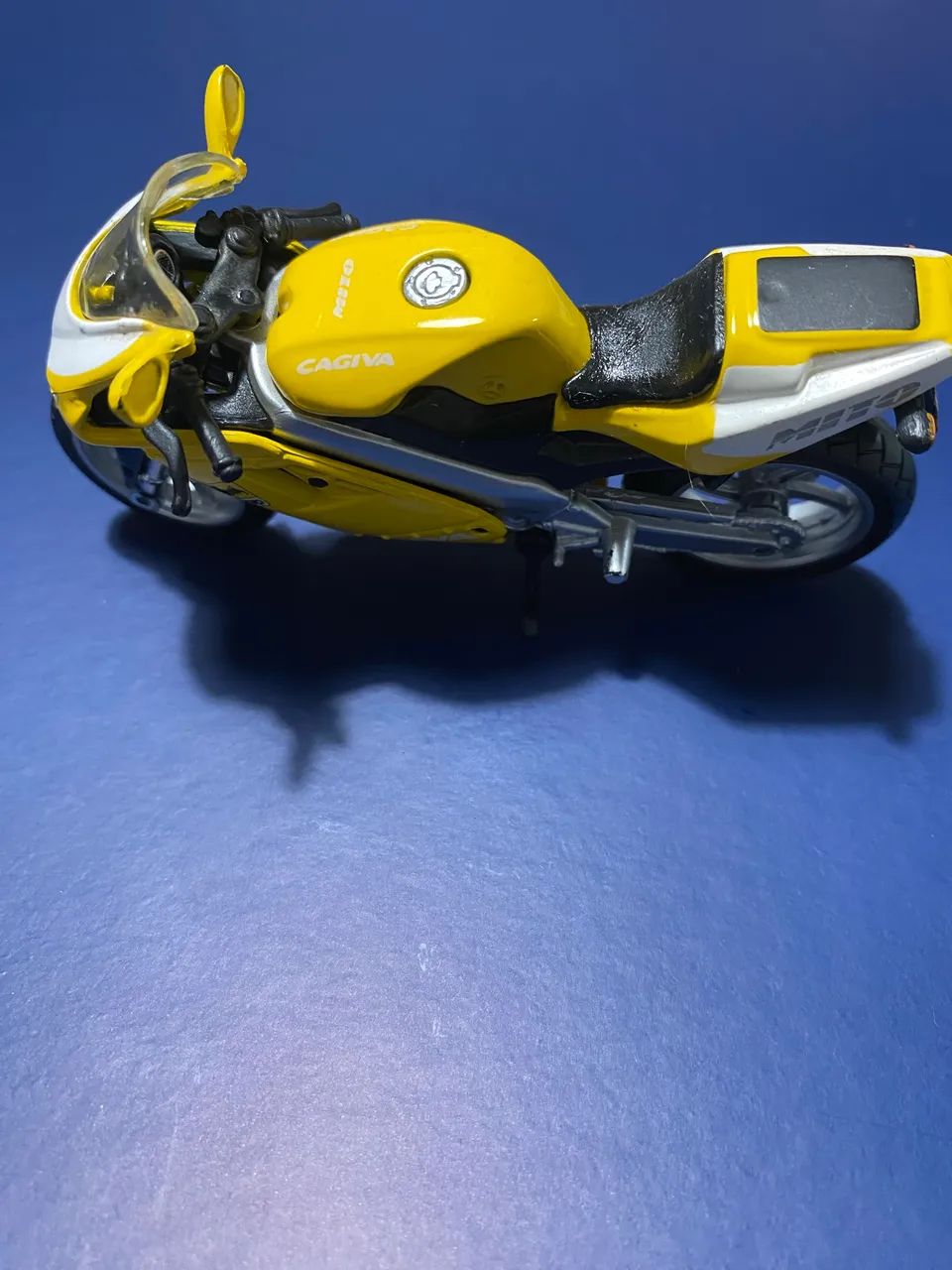 Vendo Moto Miniatura  - Foto 3