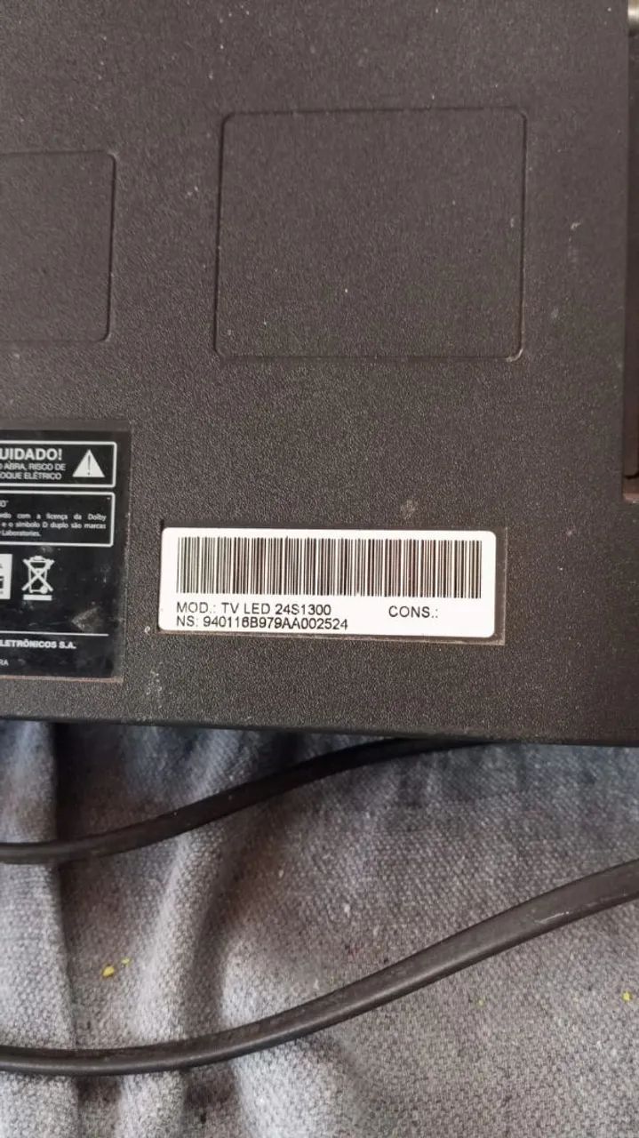 Tv semp Toshiba 24 com defeito  - Foto 4