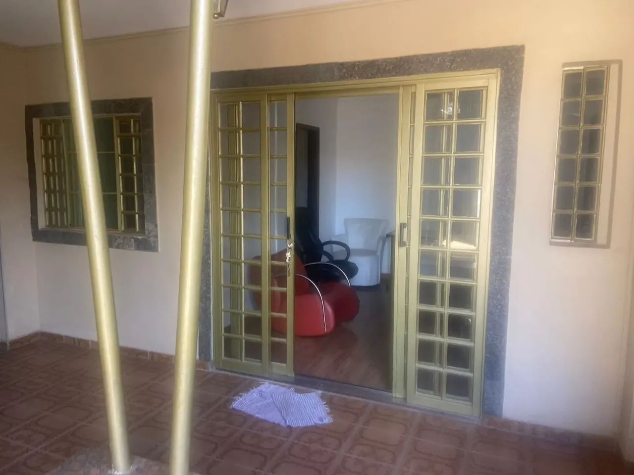 Casa e loja comercial à venda em Contagem/MG. - Foto 2