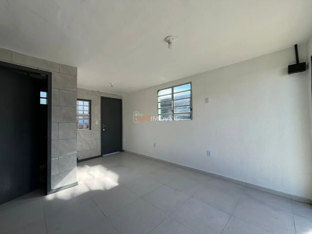 Sala Comercial para Alugar em São Sebastião, Criciúma - Foto 2