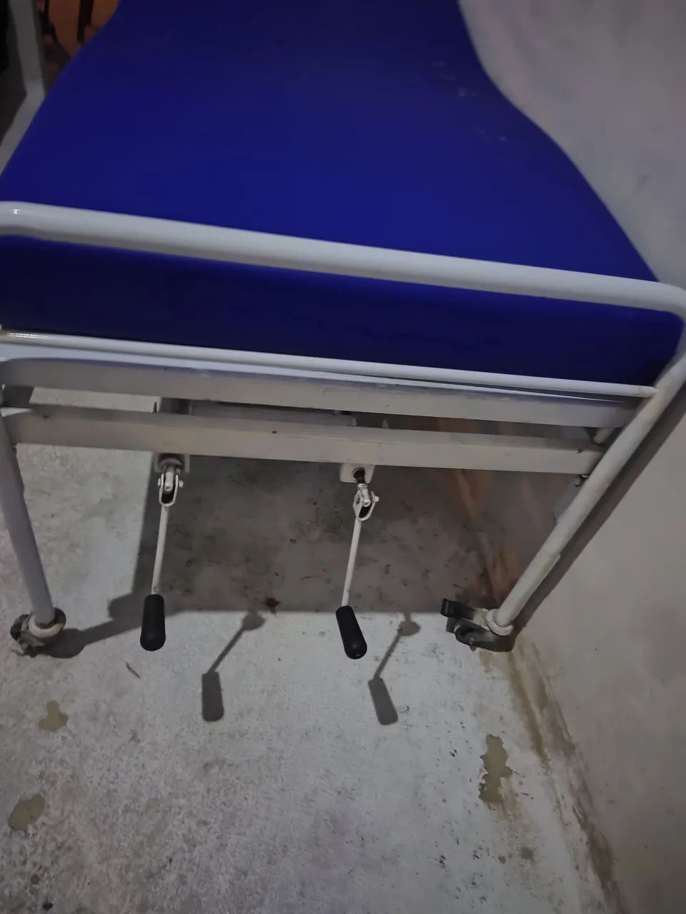 Cama hospitalar com cochão  - Foto 2