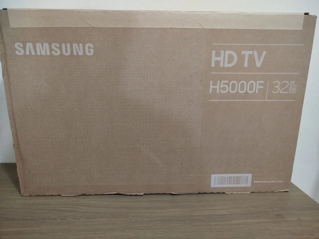 Smart Tv 32' Samsung lacrada - Foto 4