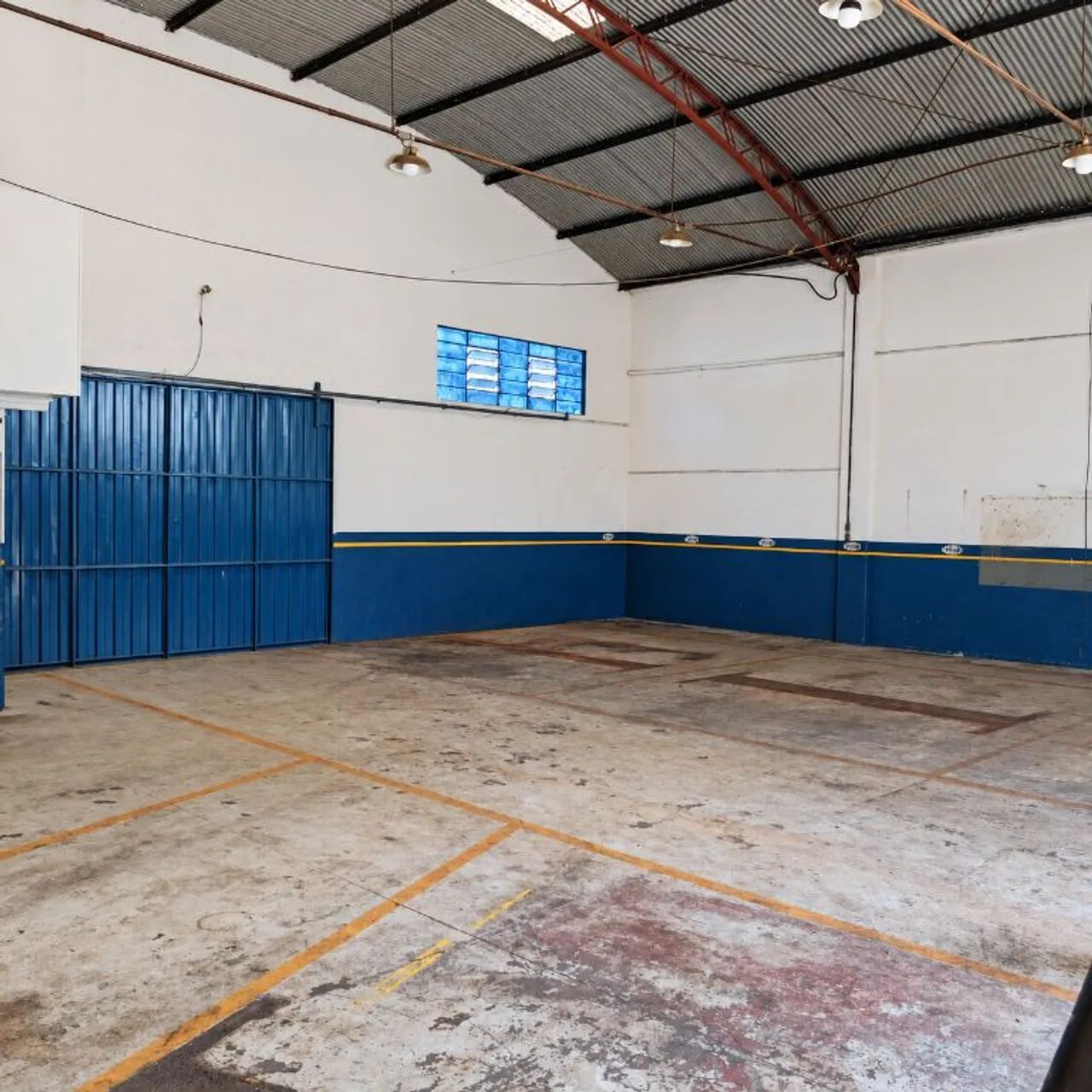 Locação de Comercial / Salão na cidade de ARAPONGAS - Foto 4